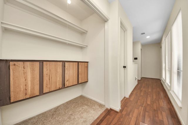 9001 Imogene Street A, Houston, TX 77036