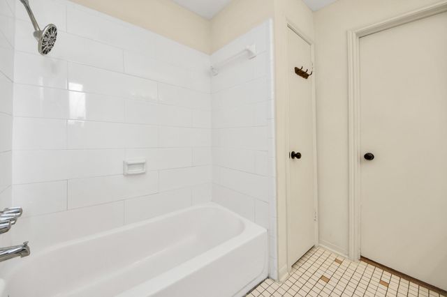 9001 Imogene Street A, Houston, TX 77036