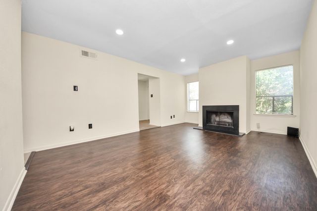 9001 Imogene Street A, Houston, TX 77036
