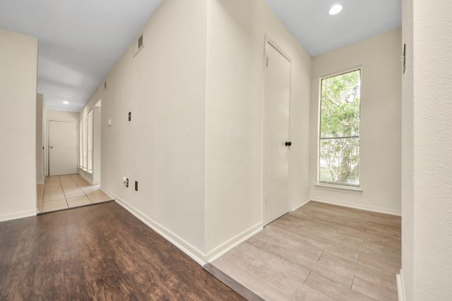 9001 Imogene Street A, Houston, TX 77036