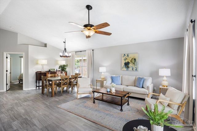 1226 Harrison Ave, Gulf Breeze, FL 32563