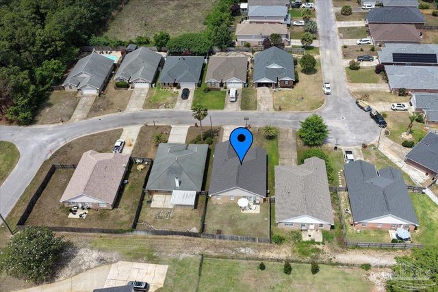 1226 Harrison Ave, Gulf Breeze, FL 32563