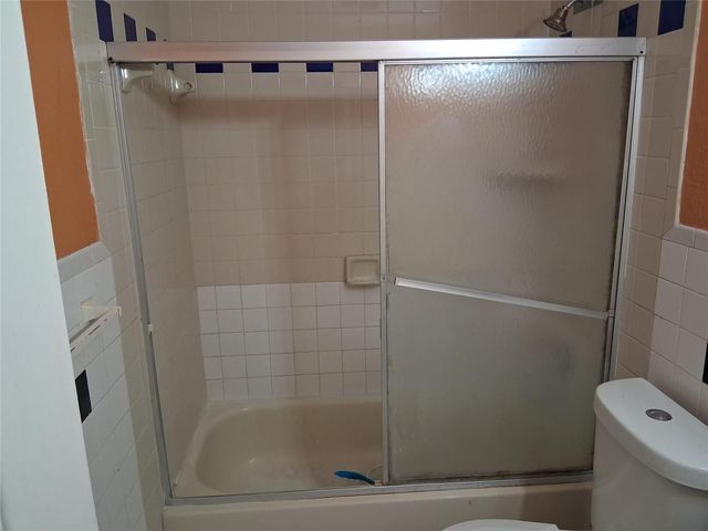 1349 Seaview, North Lauderdale, FL 33068