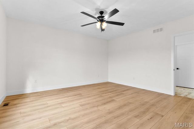 817 Golden Bell Lane, O'fallon, IL 62269