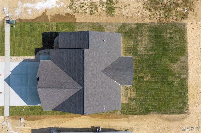 817 Golden Bell Lane, O'fallon, IL 62269