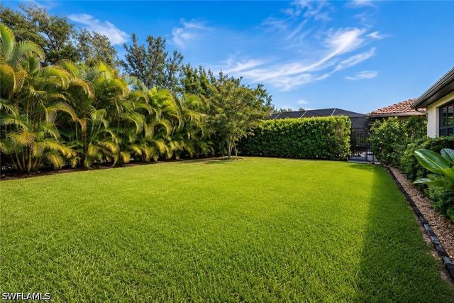 14329 Tuscany Pointe CV, Naples, FL 34120