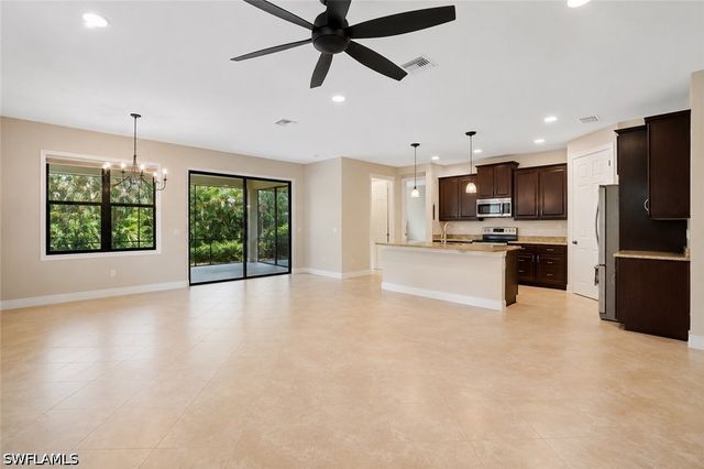 14329 Tuscany Pointe CV, Naples, FL 34120