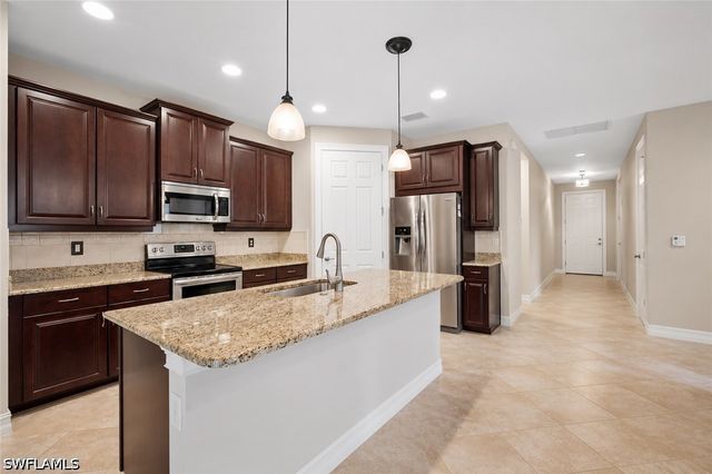 14329 Tuscany Pointe CV, Naples, FL 34120