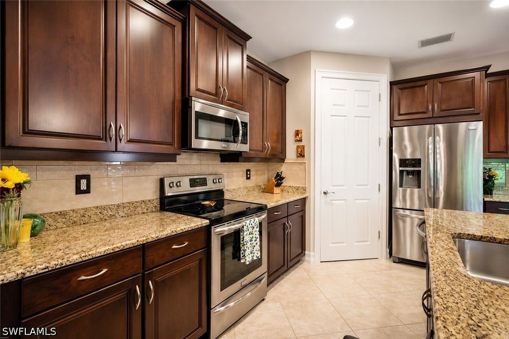 14329 Tuscany Pointe CV, Naples, FL 34120