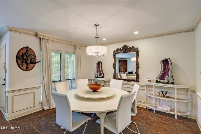 1 Eastbrooke Street, Jackson, MS 39216