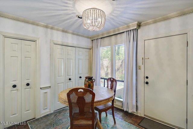 1 Eastbrooke Street, Jackson, MS 39216