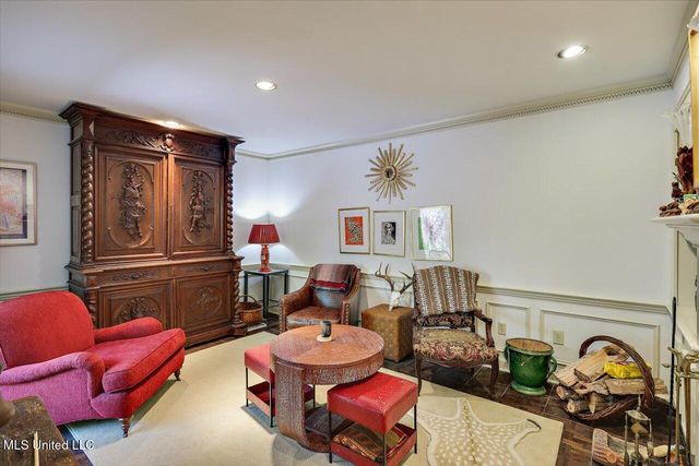 1 Eastbrooke Street, Jackson, MS 39216