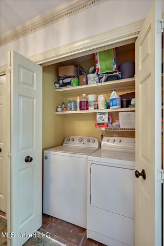 1 Eastbrooke Street, Jackson, MS 39216