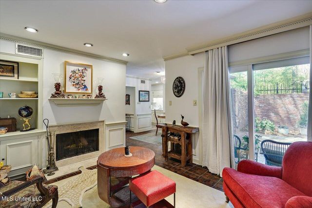 1 Eastbrooke Street, Jackson, MS 39216