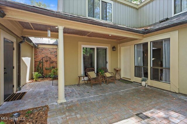 1 Eastbrooke Street, Jackson, MS 39216