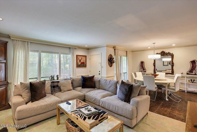 1 Eastbrooke Street, Jackson, MS 39216