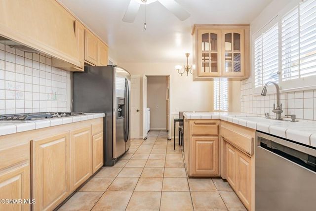 24229 Highlander Road, West Hills, CA 91307