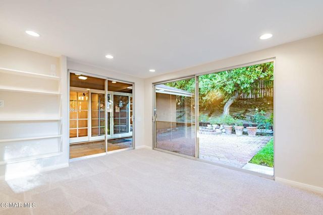 24229 Highlander Road, West Hills, CA 91307