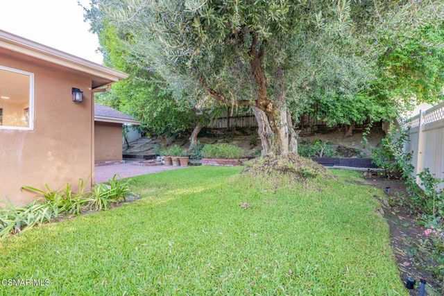 24229 Highlander Road, West Hills, CA 91307