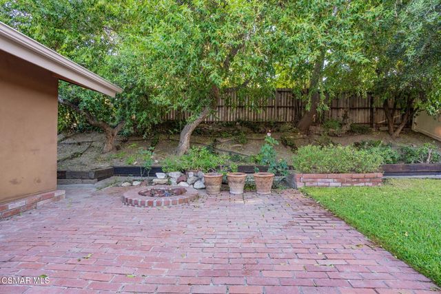 24229 Highlander Road, West Hills, CA 91307