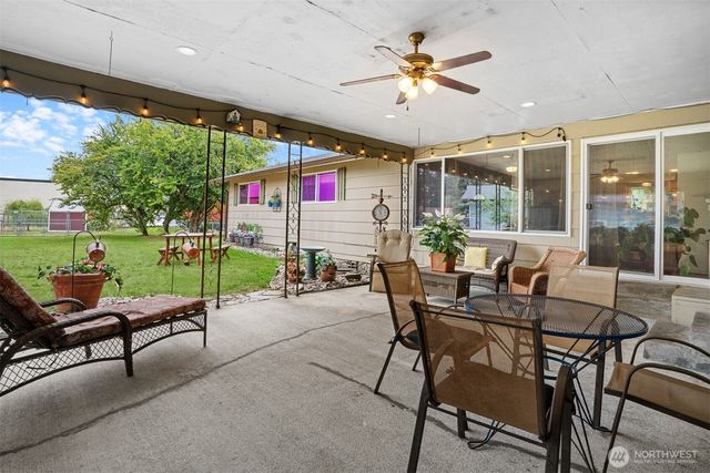 2905 208th Street E, Spanaway, WA 98387