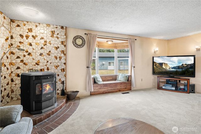 2905 208th Street E, Spanaway, WA 98387