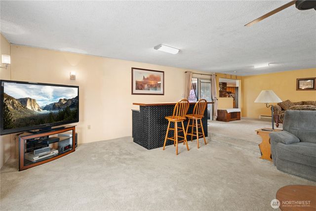 2905 208th Street E, Spanaway, WA 98387