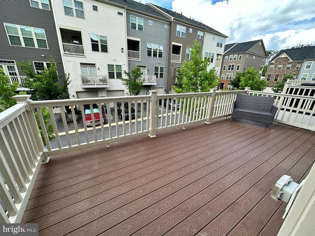 10159 DORSEY LN, Lanham, MD 20706