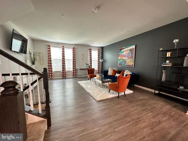 10159 DORSEY LN, Lanham, MD 20706