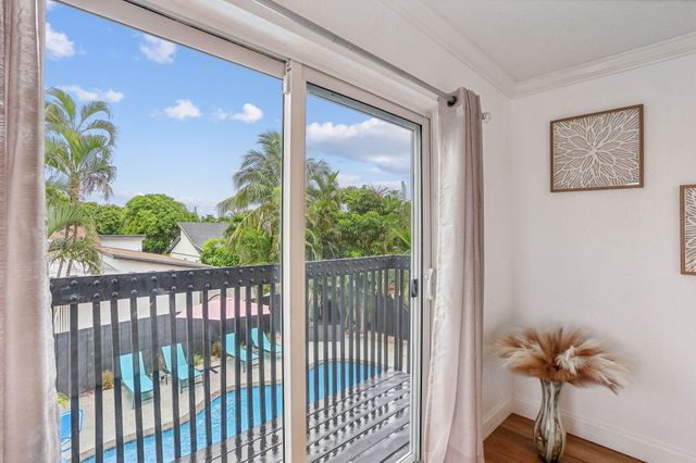 2541 Southridge Road, Delray Beach, FL 33444