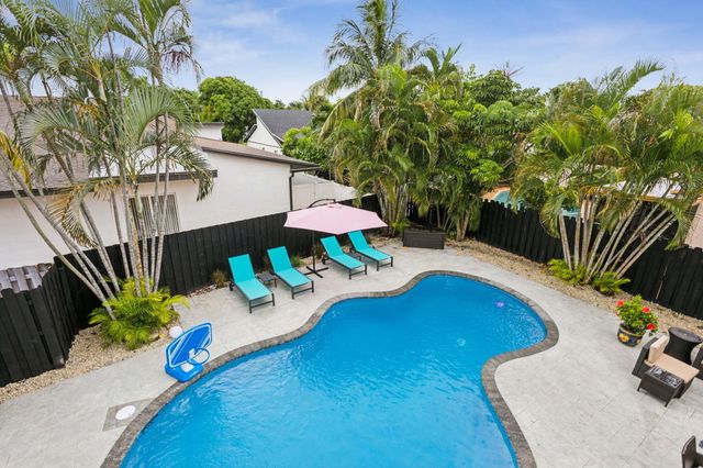 2541 Southridge Road, Delray Beach, FL 33444