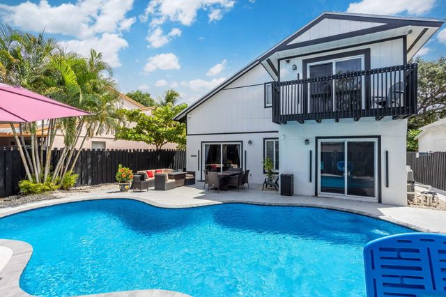 2541 Southridge Road, Delray Beach, FL 33444