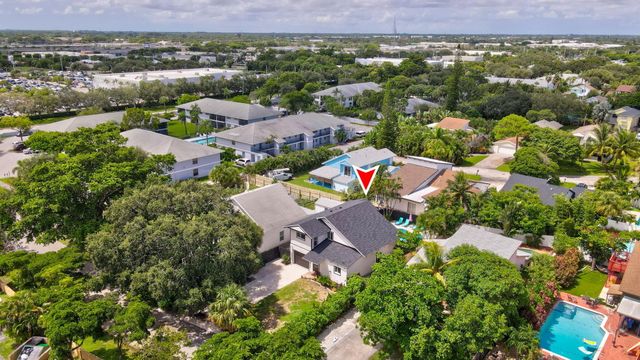2541 Southridge Road, Delray Beach, FL 33444