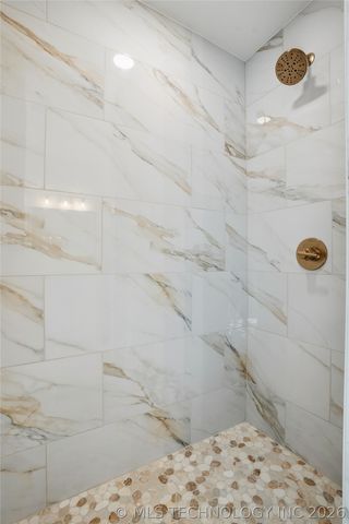 6082 E 56th Street, Tulsa, OK 74135