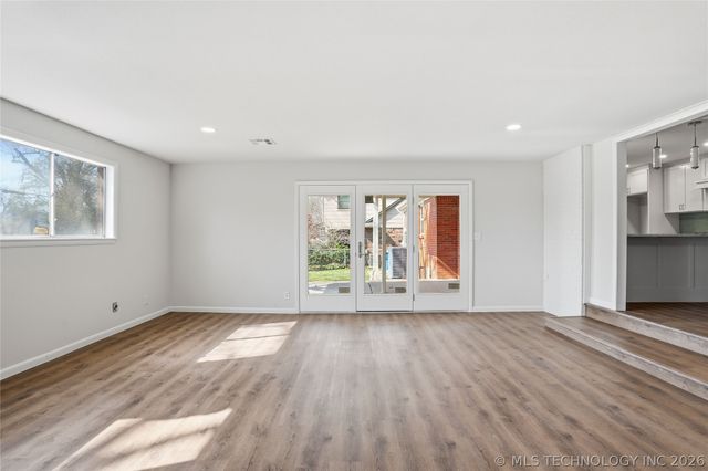 6082 E 56th Street, Tulsa, OK 74135