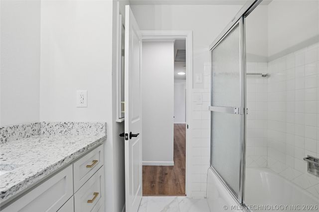 6082 E 56th Street, Tulsa, OK 74135