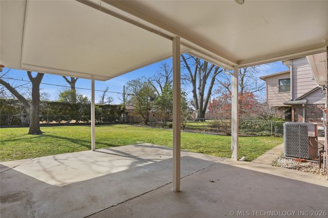 6082 E 56th Street, Tulsa, OK 74135