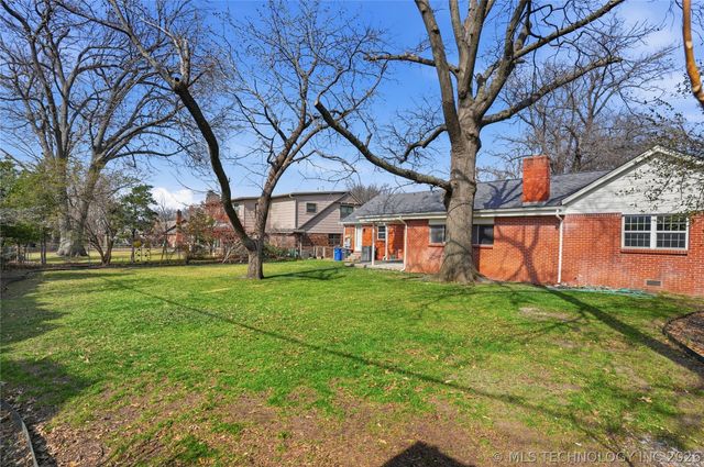 6082 E 56th Street, Tulsa, OK 74135