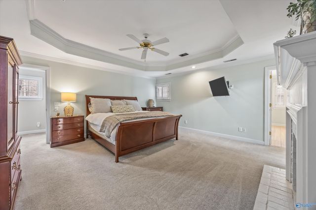 29 Lake Breeze, Guntersville, AL 35976