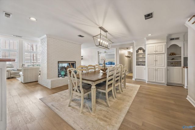 29 Lake Breeze, Guntersville, AL 35976