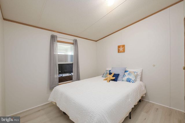 1 HARBOR RD, Millsboro, DE 19966