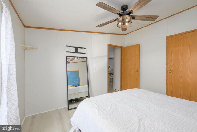 1 HARBOR RD, Millsboro, DE 19966