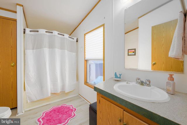 1 HARBOR RD, Millsboro, DE 19966