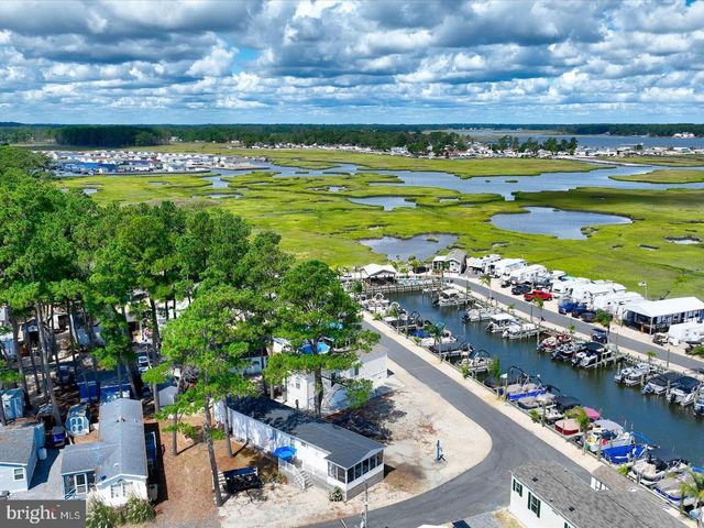 1 HARBOR RD, Millsboro, DE 19966