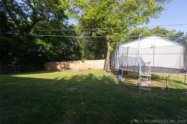13205 S Ash Street, Claremore, OK 74017