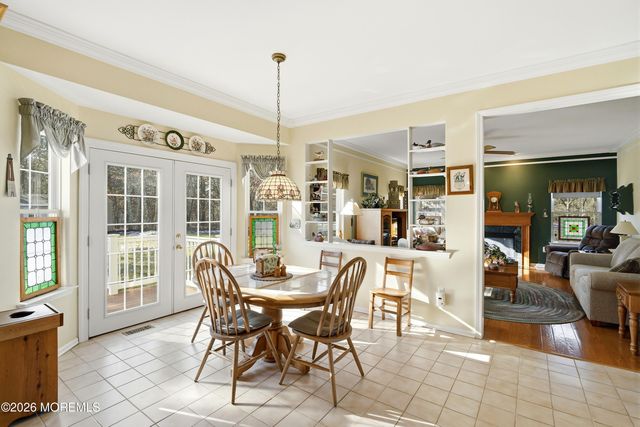 27 Rodeo Drive, West Creek, NJ 08092