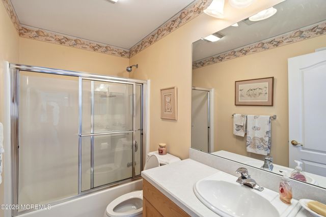 27 Rodeo Drive, West Creek, NJ 08092