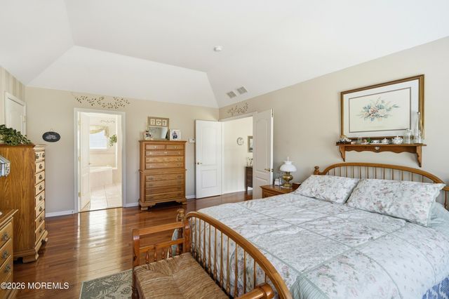 27 Rodeo Drive, West Creek, NJ 08092