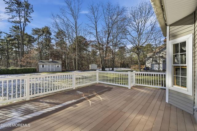 27 Rodeo Drive, West Creek, NJ 08092