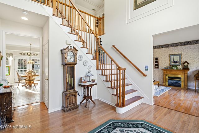 27 Rodeo Drive, West Creek, NJ 08092